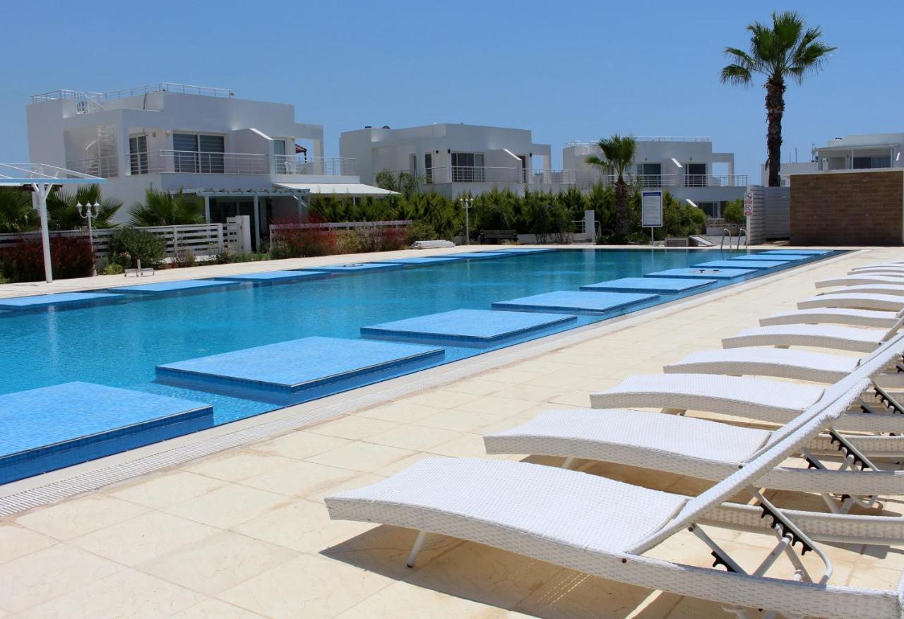 Caesar Beach Villas And Apartments Gastria Luaran gambar