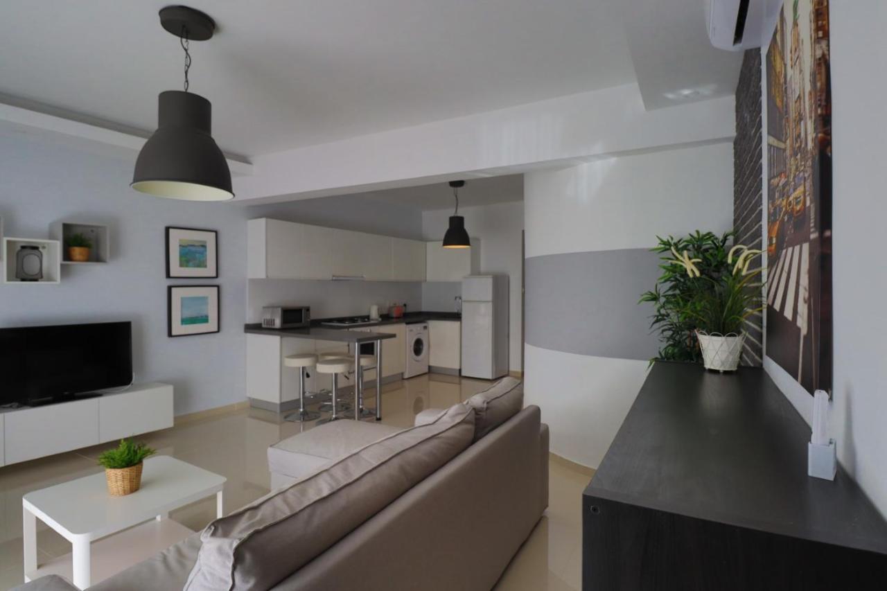 Caesar Beach Villas And Apartments Gastria Luaran gambar
