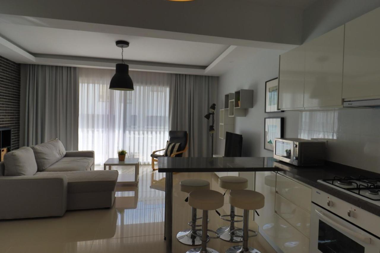 Caesar Beach Villas And Apartments Gastria Luaran gambar
