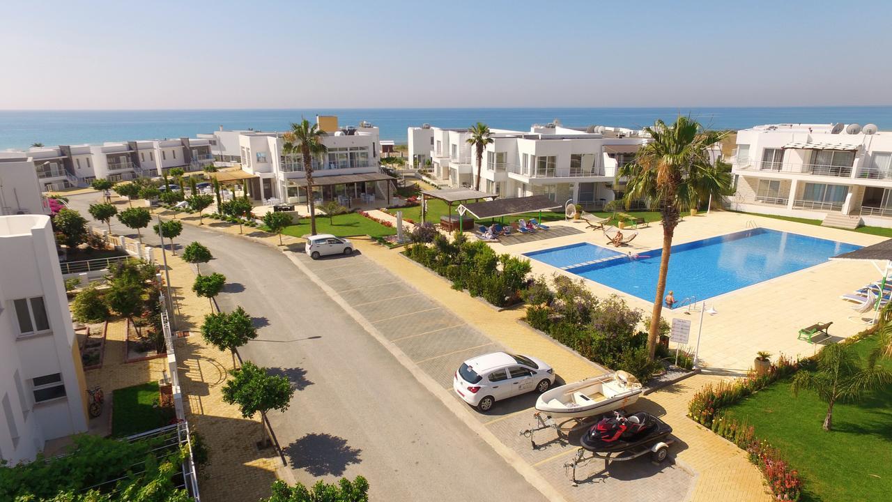 Caesar Beach Villas And Apartments Gastria Luaran gambar